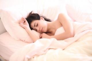 Troubles du sommeil : causes, types et solutions efficaces