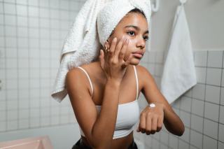 Santé de la peau : routine, protection et conseils dermatologiques