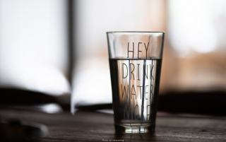 Hydratation : combien d'eau boire par jour pour rester en santé